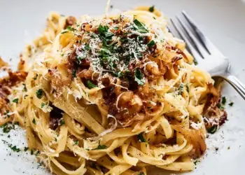 caramelized onion pasta recipe featured