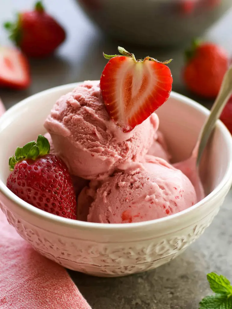 homemade strawberry ice cream recipe recipeCard1