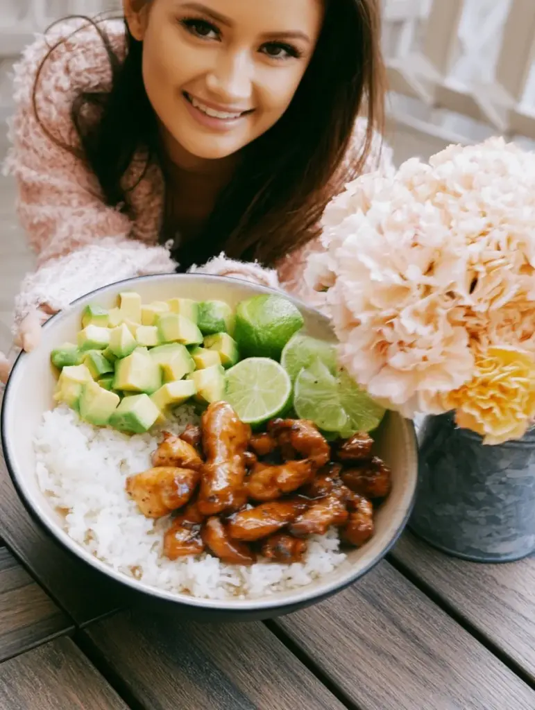 honey lime chicken avocado rice bowl recipeCard1
