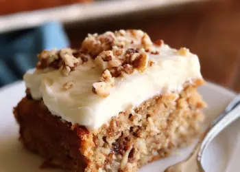 hummingbird sheet cake recipe featured