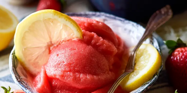 strawberry lemon sorbet recipe featured