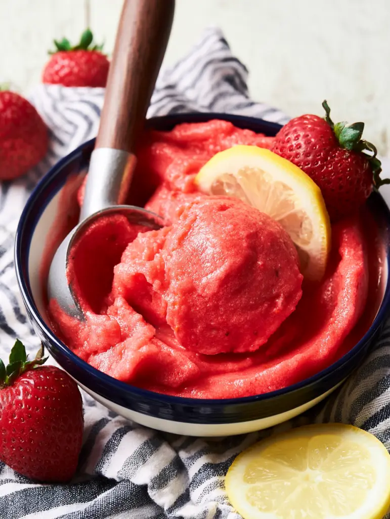 strawberry lemon sorbet recipe recipeCard1